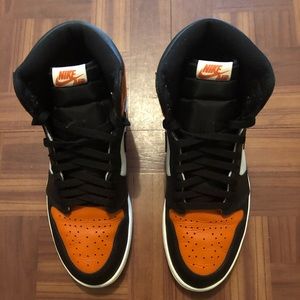Shattered Backboard Unauthentik Fugazy